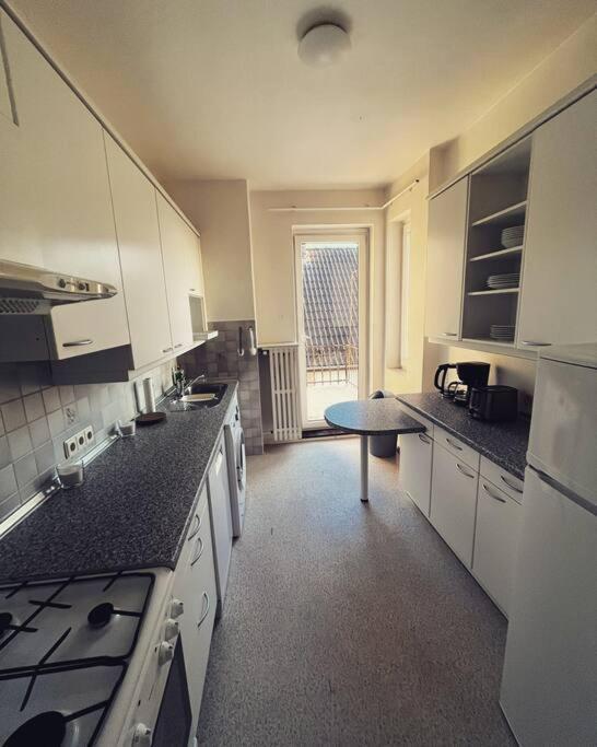 Wunderschoene 3-Zimmer Wohnung Fuer 6 Personen เบรเมน ภายนอก รูปภาพ